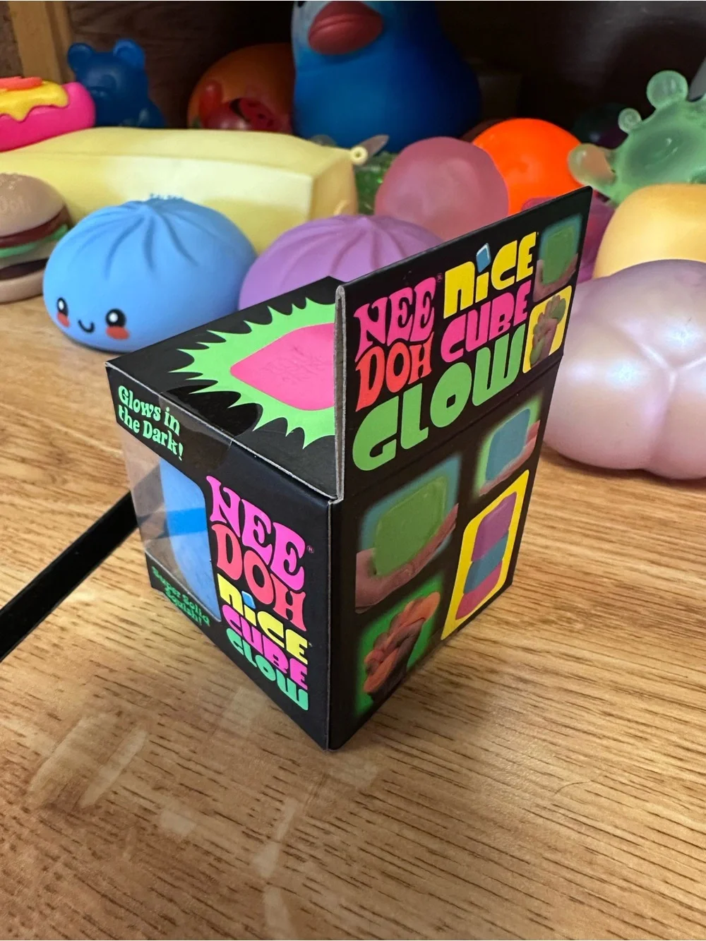 Authentic NeeDoh Nice Cube Glow  – Blue